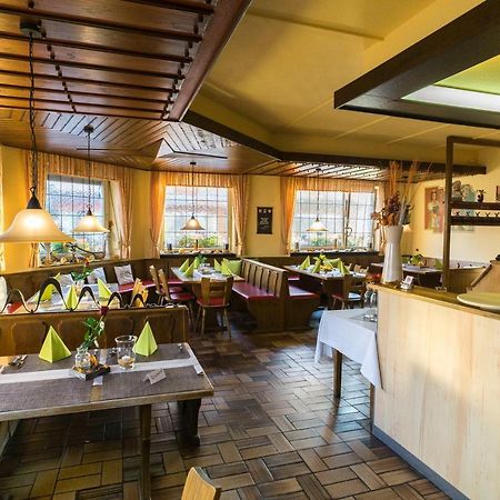 Hotel Gasthof Rose Gunzburg Bagian luar foto